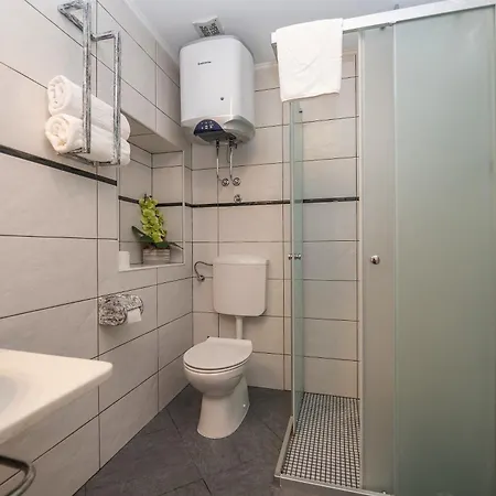 Дом отдыха Kuca Za Odmor Lavanda Дрвеник