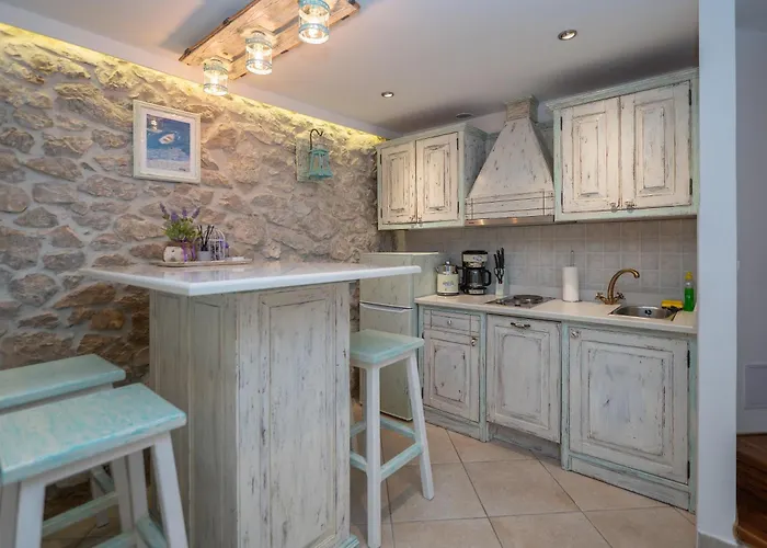 Kuca Za Odmor Lavanda * Drvenik (Split-Dalmatia)